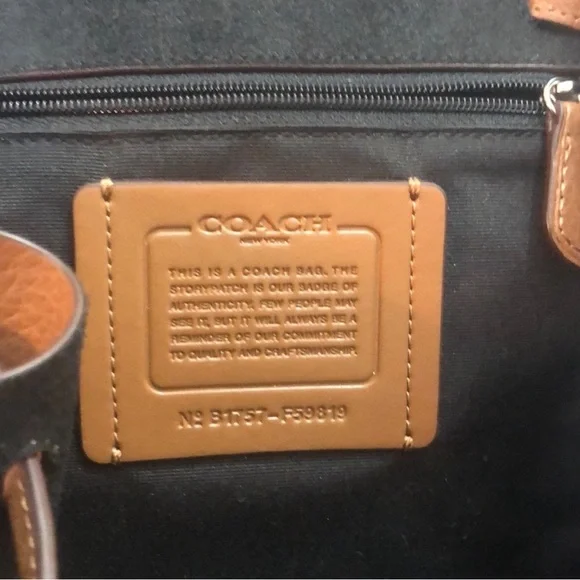 Coach - Derby Leather Backpack Tote Purse - Picture 4 of 9